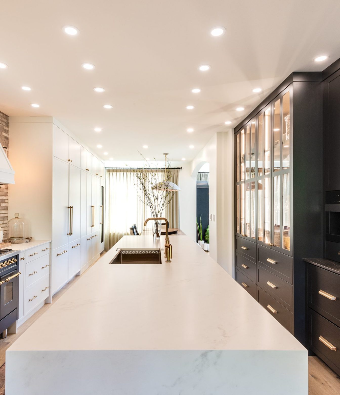 Tranquil Feature Kitchen